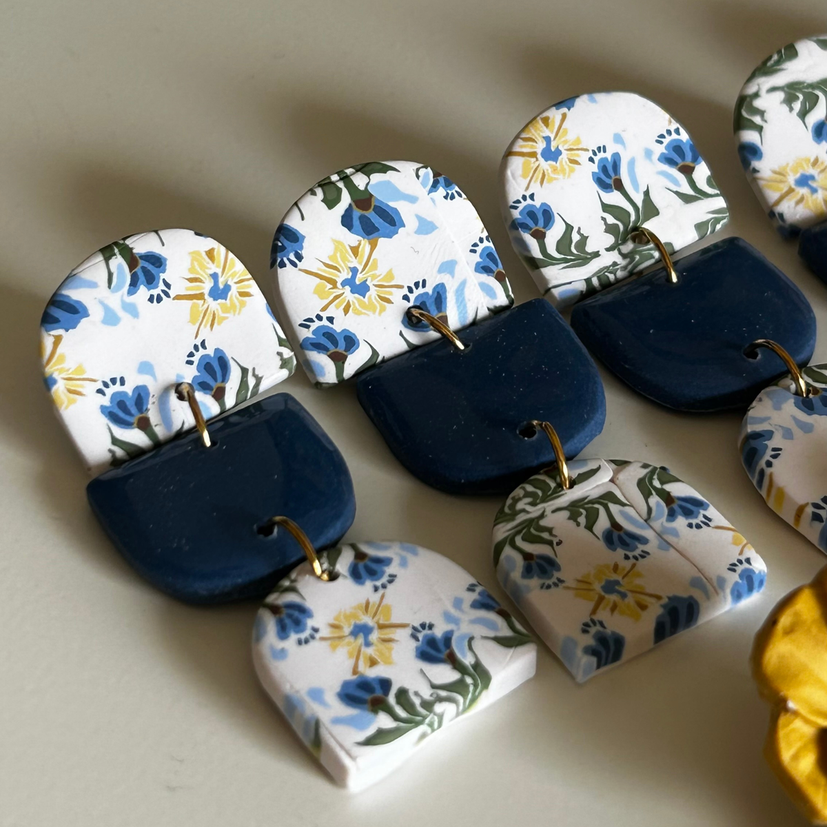 Pendientes Selene - estampado flor mediterránea