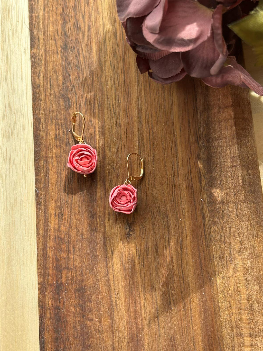 Pendientes Peonia