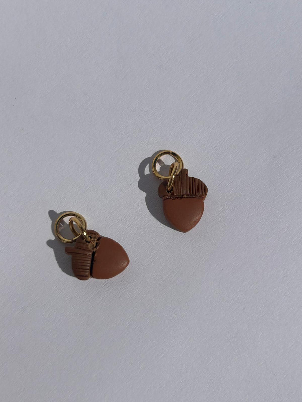 Charm bellota