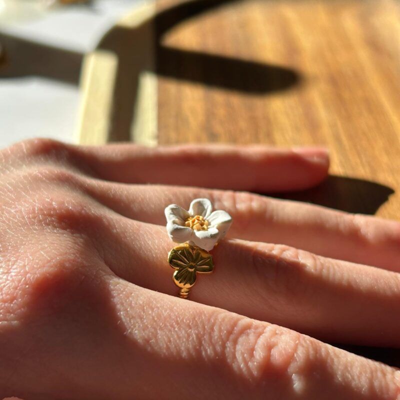 Anillo flor