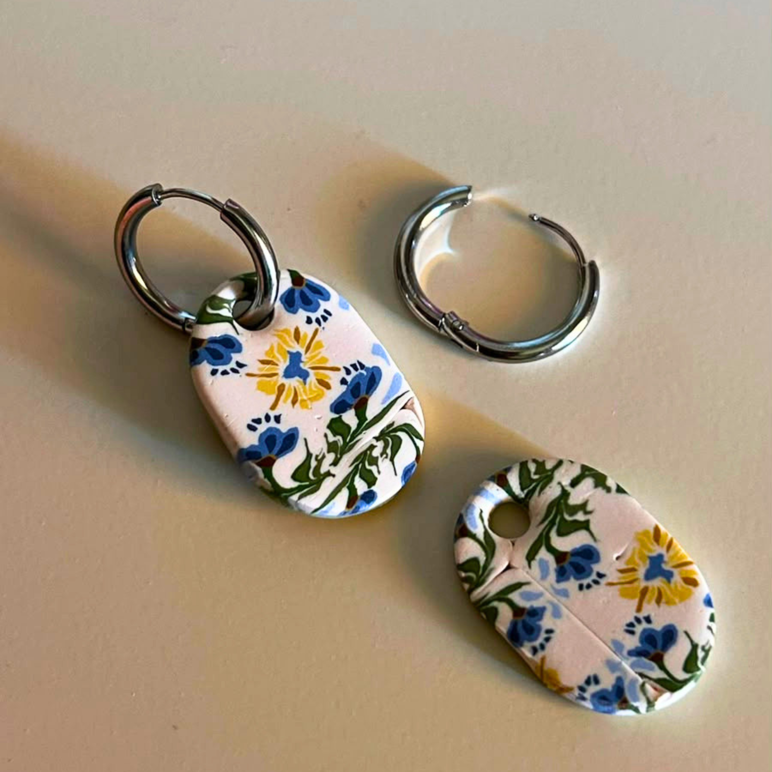 Pendientes Musa - estampado flor mediterránea
